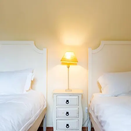 Luxurious Sprawling In Del Rey Amoreira (Leiria)