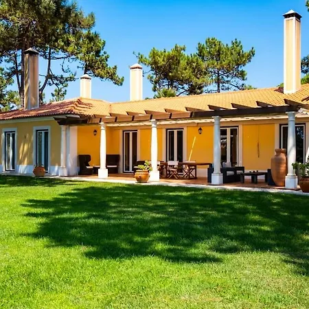 Luxurious Sprawling In Del Rey *