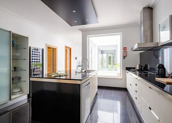 Luxurious Sprawling In Del Rey ヴィラ *